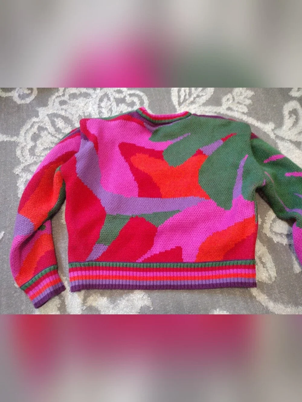 FARM Rio Abstract Colorblock Crewneck Sweater - Picture 4 of 5